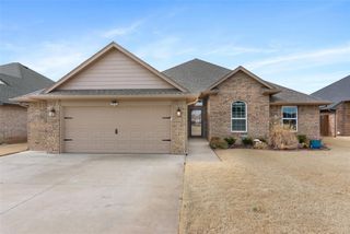 7309 Elaine Street, Yukon, OK 73099