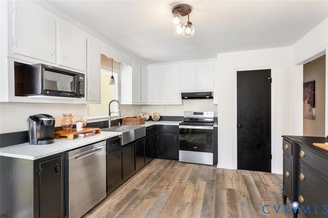 6904 Lakeshore Ct, Quinton, VA 23141