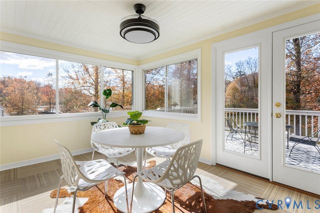 6904 Lakeshore Ct, Quinton, VA 23141