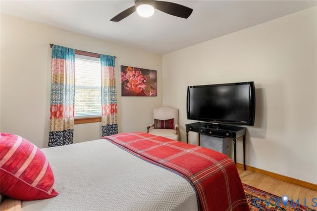 6904 Lakeshore Ct, Quinton, VA 23141