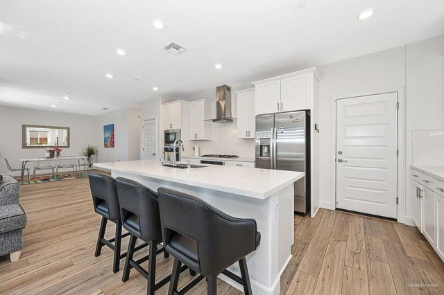 6024 Meru Way, Roseville, CA 95747