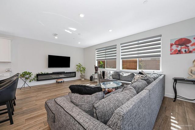 6024 Meru Way, Roseville, CA 95747