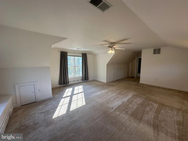 1832 BIRCH RD, Mclean, VA 22101