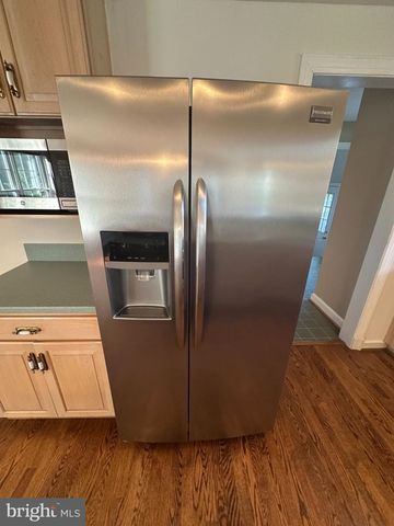 1832 BIRCH RD, Mclean, VA 22101