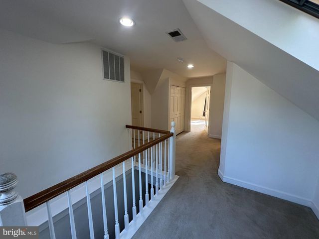 1832 BIRCH RD, Mclean, VA 22101
