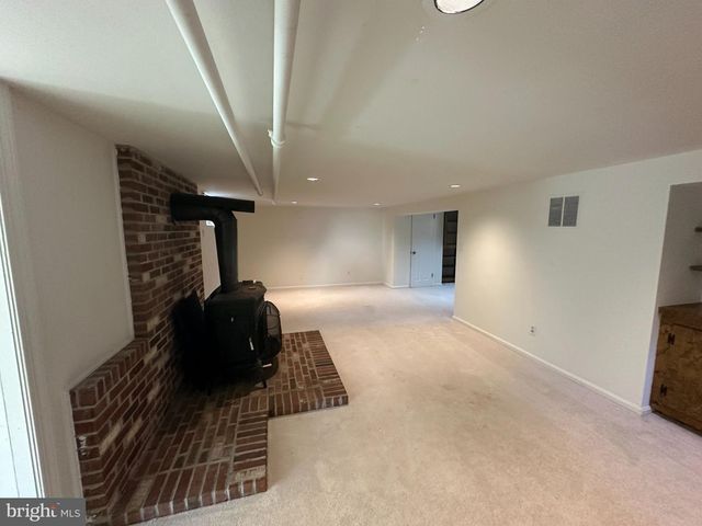 1832 BIRCH RD, Mclean, VA 22101