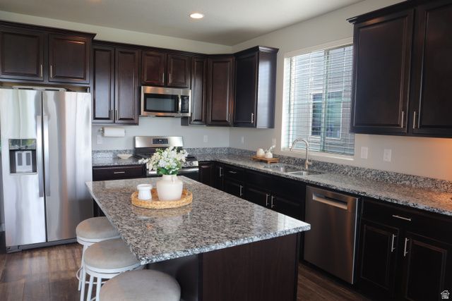 1563 WEST MAPLE SHADE LN, Lindon, UT 84042