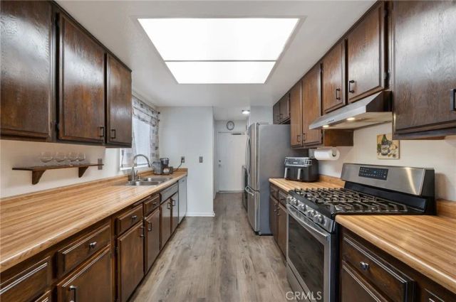 2389 S Reservoir, Pomona, CA 91766