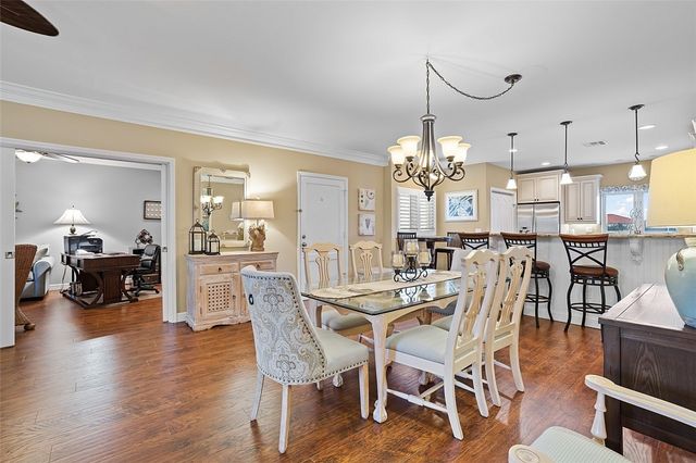 5075 Harmony Circle 301, Vero Beach, FL 32967