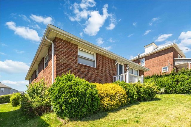 1040 Mace Street, Southwest Greensburg Boro, PA 15601