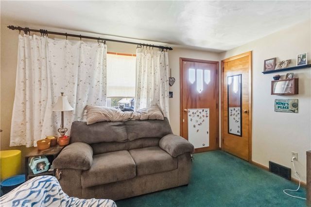 1040 Mace Street, Southwest Greensburg Boro, PA 15601