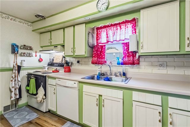 1040 Mace Street, Southwest Greensburg Boro, PA 15601