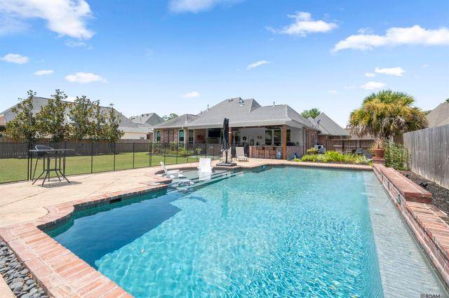 14258 Santa Fe Trail, Prairieville, LA 70769