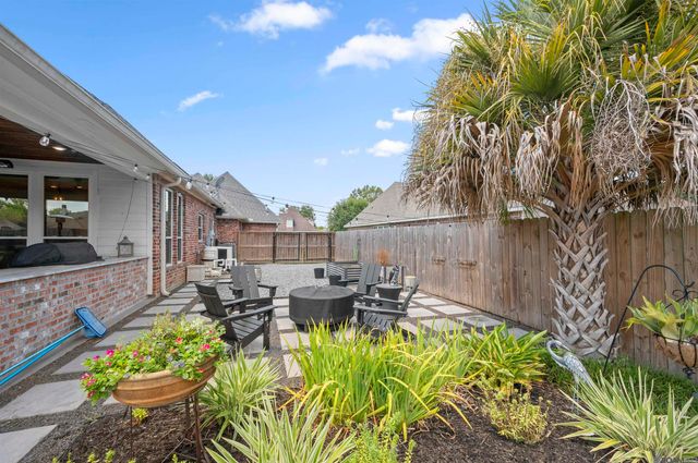 14258 Santa Fe Trail, Prairieville, LA 70769
