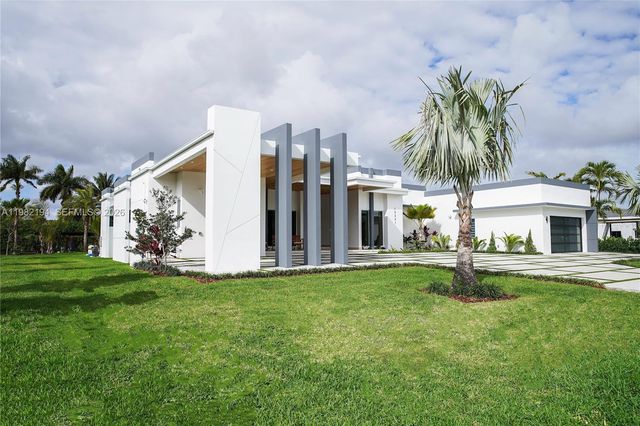 13231 SW 220 ST, Miami, FL 33170