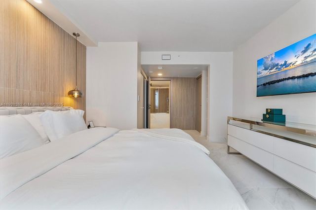 2080 S Ocean Dr 809, Hallandale Beach, FL 33009