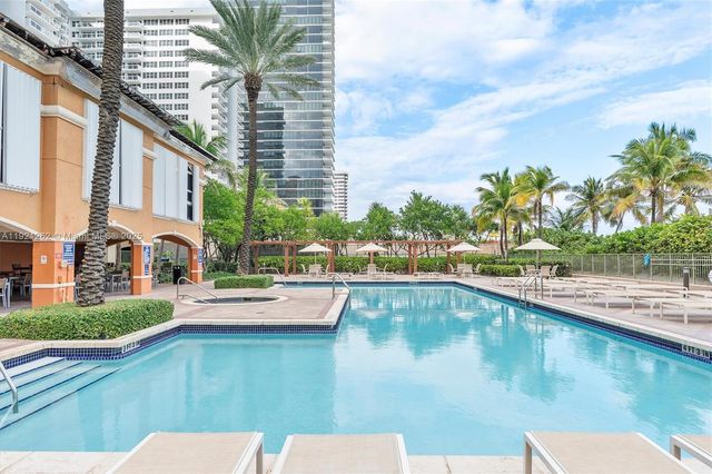 2080 S Ocean Dr 809, Hallandale Beach, FL 33009