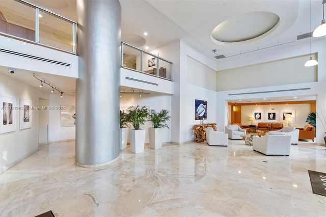 2080 S Ocean Dr 809, Hallandale Beach, FL 33009