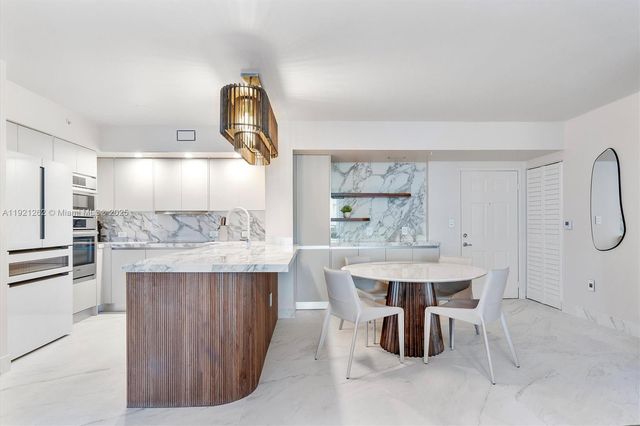 2080 S Ocean Dr 809, Hallandale Beach, FL 33009