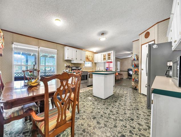 24591 Highway 321, Cleveland, TX 77327