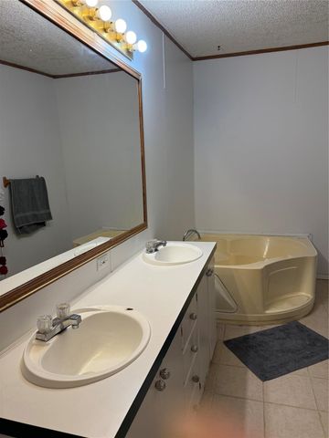 24591 Highway 321, Cleveland, TX 77327