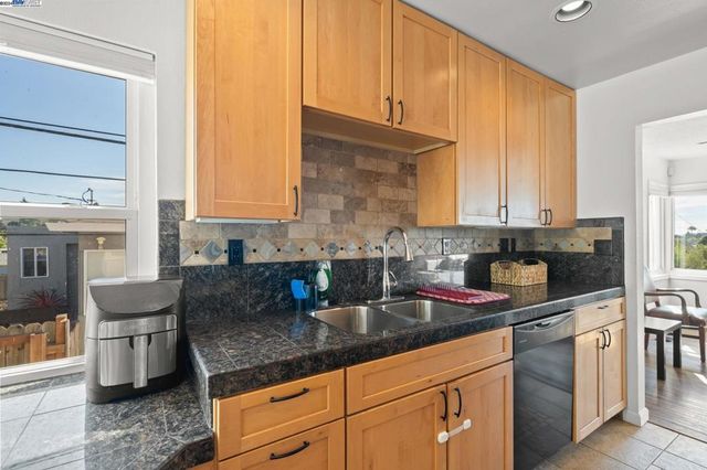 108 Mesa, Vallejo, CA 94591