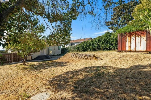 108 Mesa, Vallejo, CA 94591