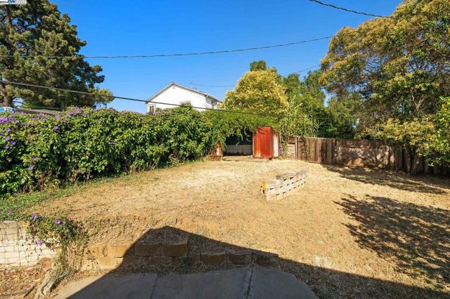 108 Mesa, Vallejo, CA 94591