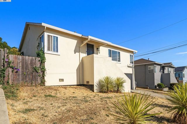 108 Mesa, Vallejo, CA 94591