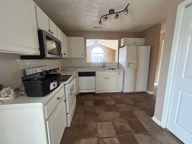 283 Weston Valley Drive, Moore, SC 29369