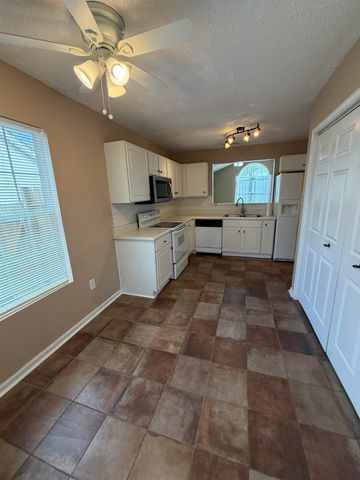 283 Weston Valley Drive, Moore, SC 29369