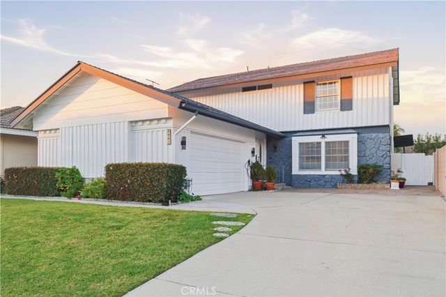 5201 Del Serra, La Palma, CA 90623