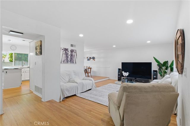 5201 Del Serra, La Palma, CA 90623