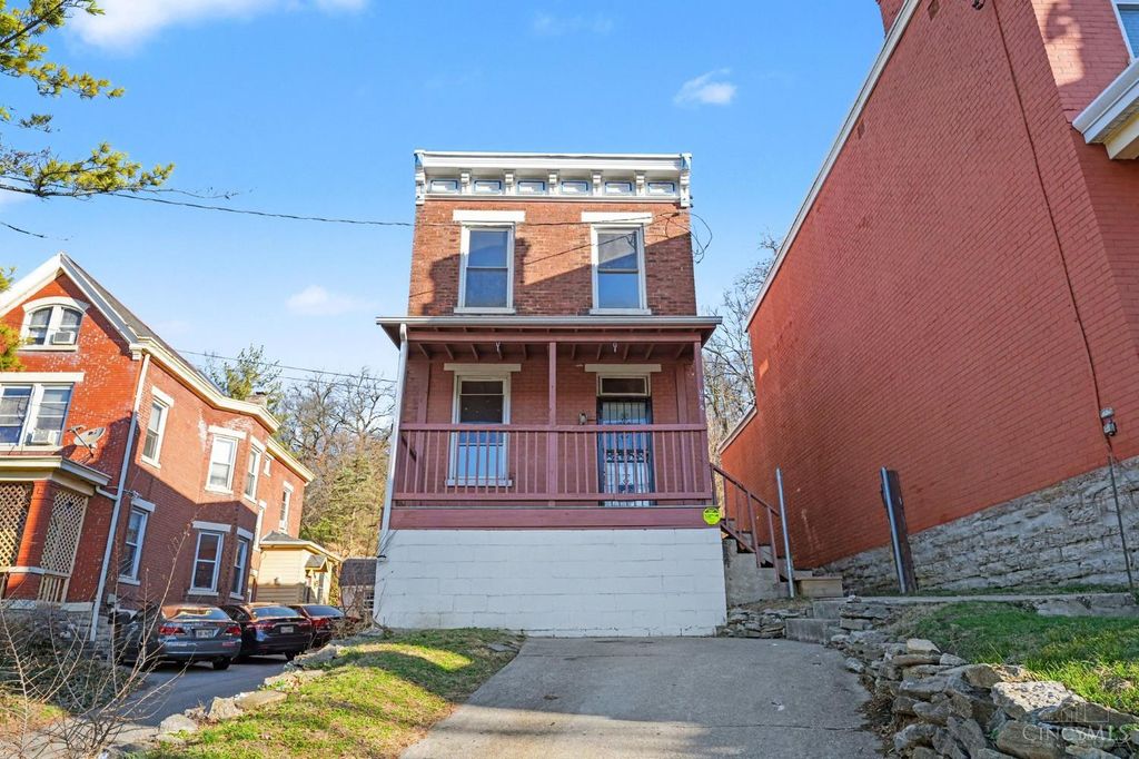 968 Ludlow Avenue, Cincinnati, OH 45220