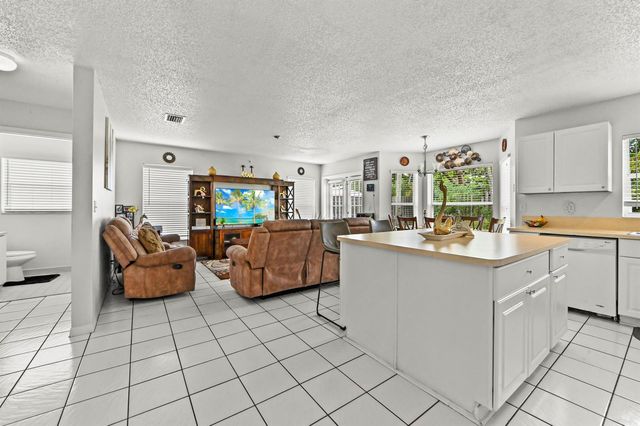 7581 BRISTOL BAY Lane, Lake Worth, FL 33467