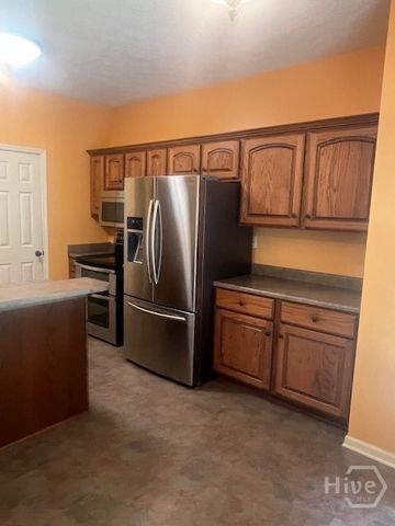 108 Lake Tomacheechee Drive, Rincon, GA 31326