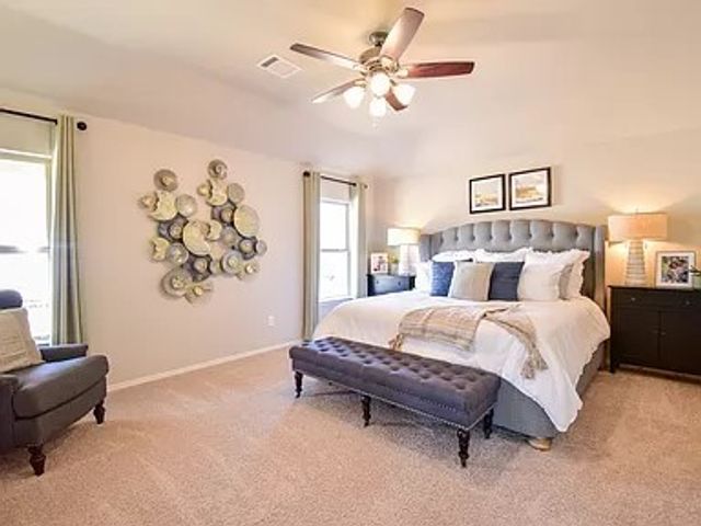2527 E Meramec Street, Fayetteville, AR 72701