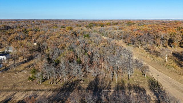 100 Oakmont Drive, Mabank, TX 75147