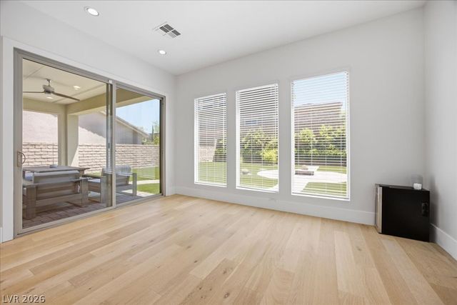 2720 Natural Rock Drive, Las Vegas, NV 89138