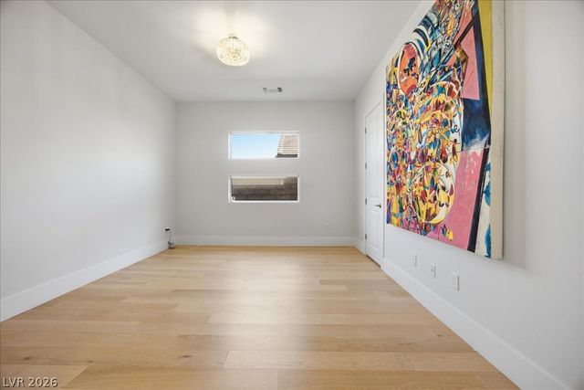 2720 Natural Rock Drive, Las Vegas, NV 89138