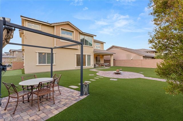 2720 Natural Rock Drive, Las Vegas, NV 89138