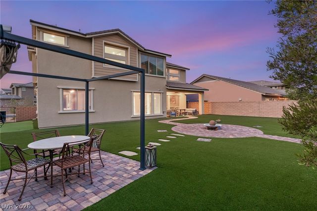 2720 Natural Rock Drive, Las Vegas, NV 89138