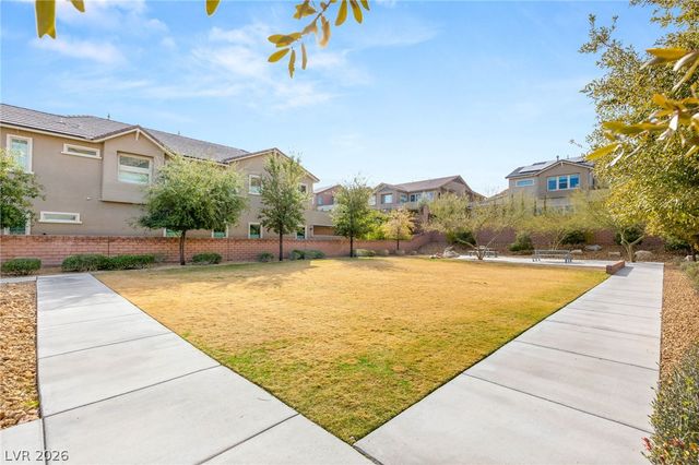 2720 Natural Rock Drive, Las Vegas, NV 89138
