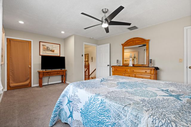601 Dark Hammock Road, Fort Pierce, FL 34947