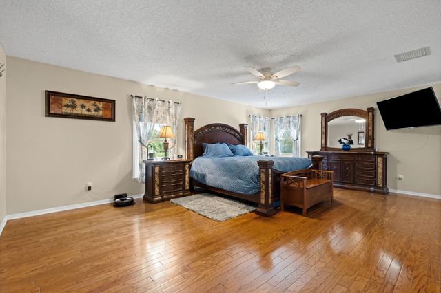 601 Dark Hammock Road, Fort Pierce, FL 34947