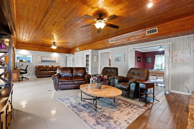 601 Dark Hammock Road, Fort Pierce, FL 34947