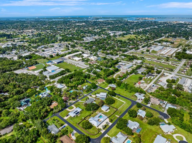 601 Dark Hammock Road, Fort Pierce, FL 34947