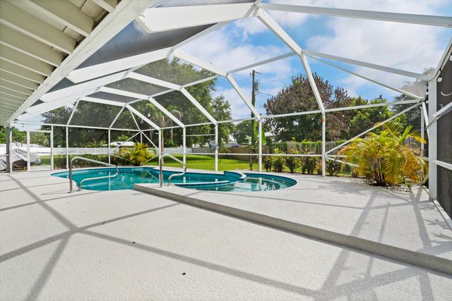 601 Dark Hammock Road, Fort Pierce, FL 34947