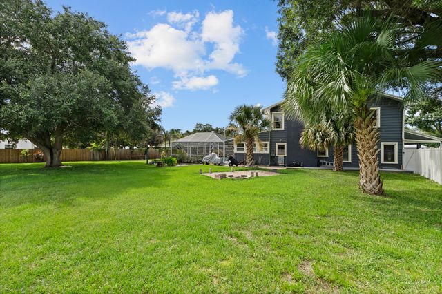 601 Dark Hammock Road, Fort Pierce, FL 34947