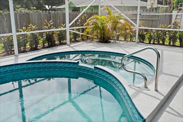 601 Dark Hammock Road, Fort Pierce, FL 34947